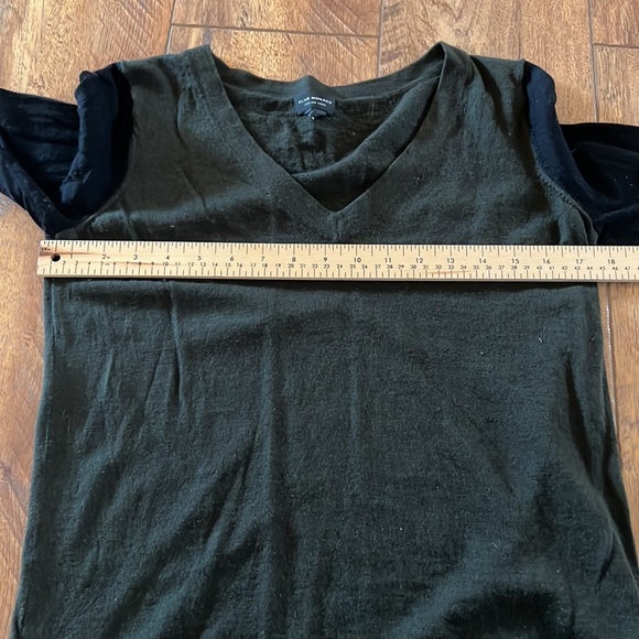 Club Monaco Italian Yarn Sweater Large - Picture 4 of 11